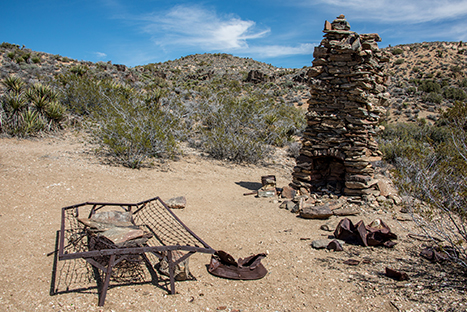 The 20 Best Hikes in Joshua Tree National Park That Will Blow Your Mind 17 Old mining equipment at Lost Horse Mine, which is one of the best hikes in Joshua Tree.