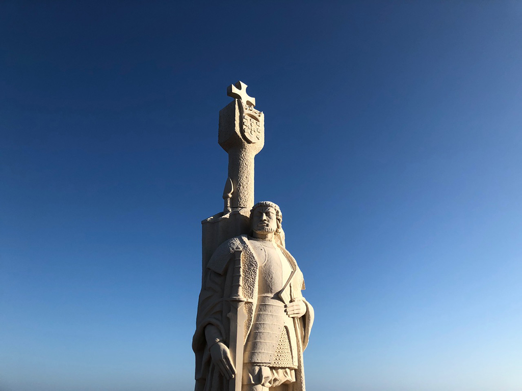 11-Day Southern California Road Trip: The Ultimate Itinerary 28 A statue of Cabrillo, an explorer, with a cross