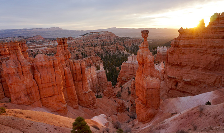 20 Fun Things to Do in Bryce Canyon National Park 1 A sunrise over Sunset Point in Bryce Canyon