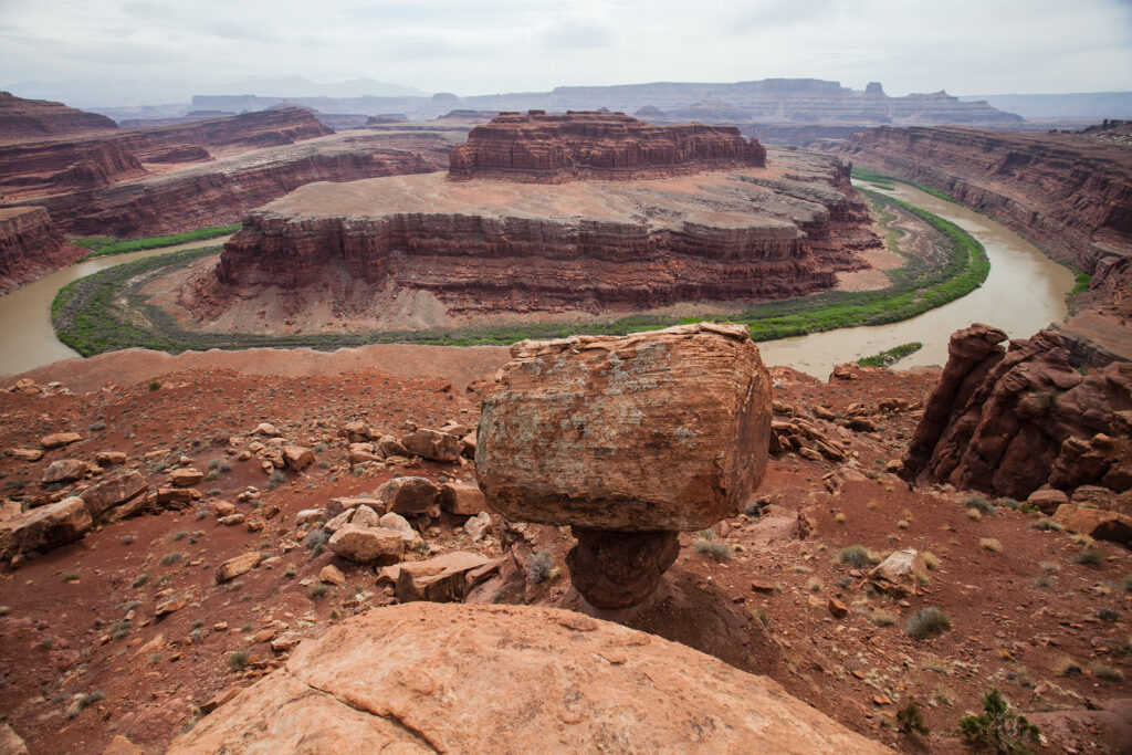 The 15 Best Hikes in Canyonlands National Park: A Comprehensive Guide 46 A river bend in a canyon