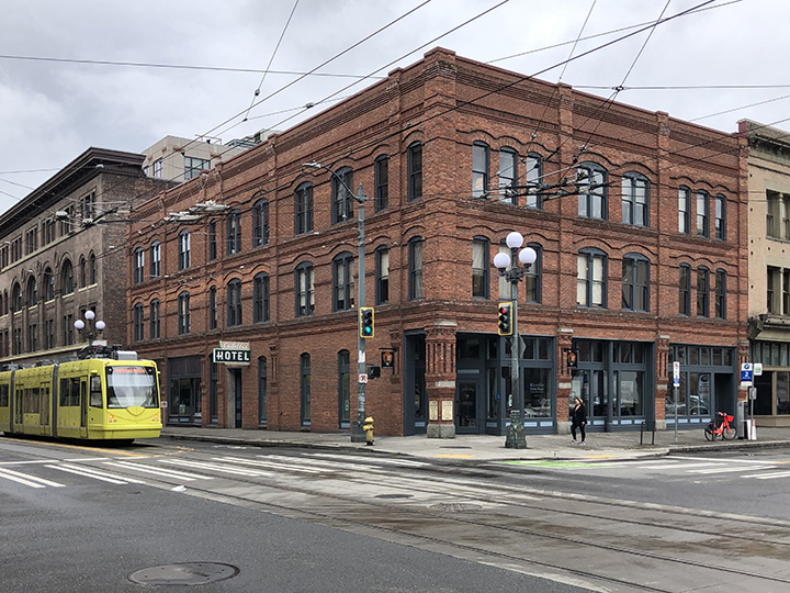 15 Wonderful National Parks in Washington 6 A historic building with a hotel on a city street